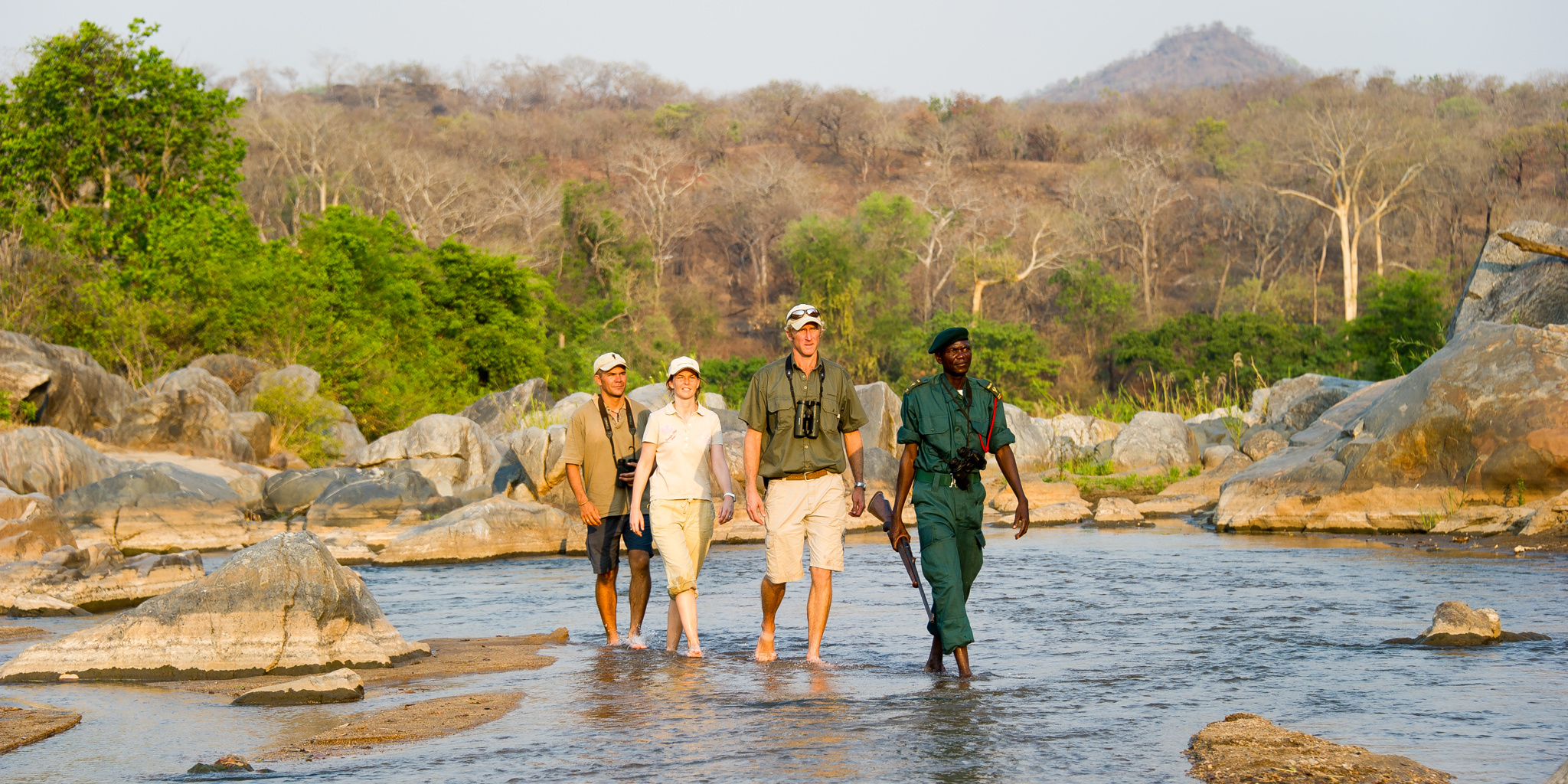 Zambia walking safari in south Luangwa national park